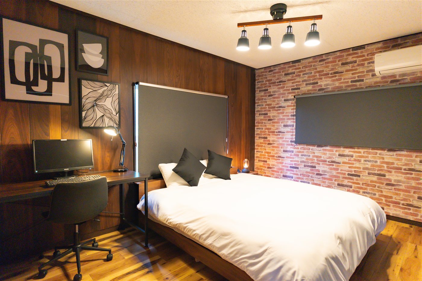 King bedroom