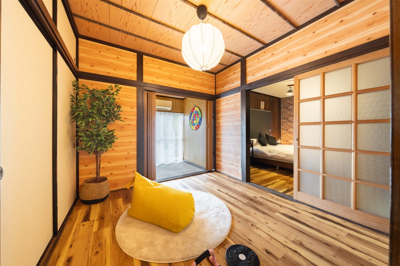 Tatami room